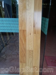 Sàn gỗ Sồi (15x90x750mm)