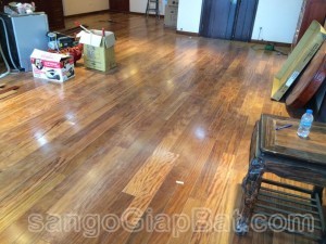 Sàn gỗ Lim (18x120x900mm)