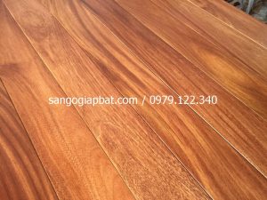 Sàn gỗ Gõ Đỏ (18x120x900mm)